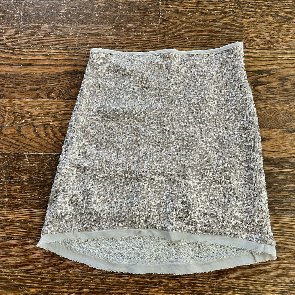 Olive & Oak Sparkling Silver Sequin Mini Skirt